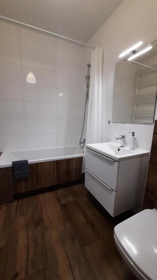 华沙Ursa - Wygodny Apartament I Bezplatny Parking Na Miejscu公寓 外观 照片